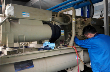 特靈螺桿機(jī)組維修 特靈螺桿機(jī)組維修